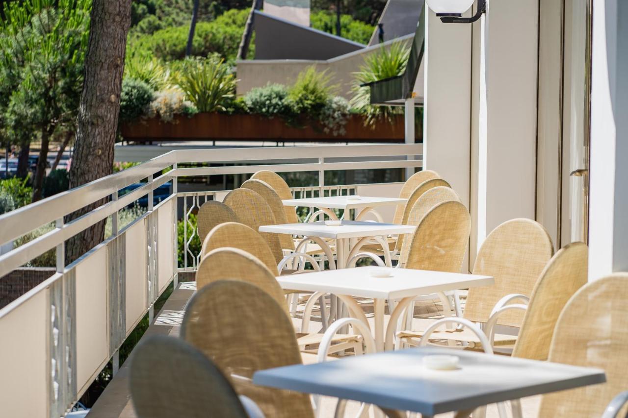 Hotel Happy Milano Marittima Buitenkant foto